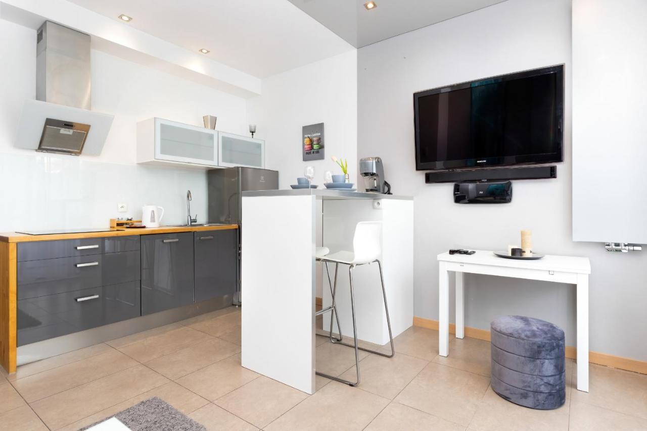 Old Town Neptun Apartments By Noclegi Renters Gdańsk Buitenkant foto